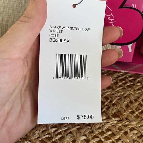 Betsey Johnson Light Pink Bow Embossed Wallet, with Soft, Cozy Cream Scarf - Picture 12 of 13